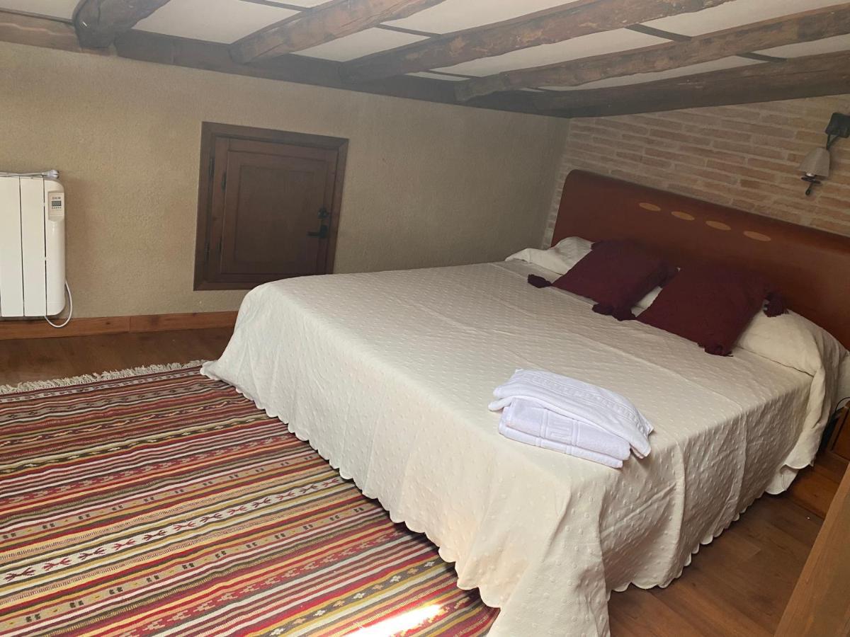 הוילה Salas Bajas Casa Zapatero En Somontano מראה חיצוני תמונה